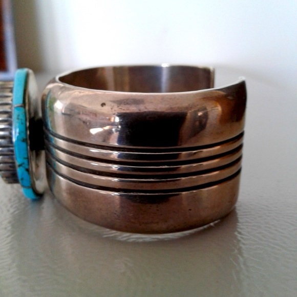 Vintage Native American Navajo Statement Bracelet - Picture 8 of 8